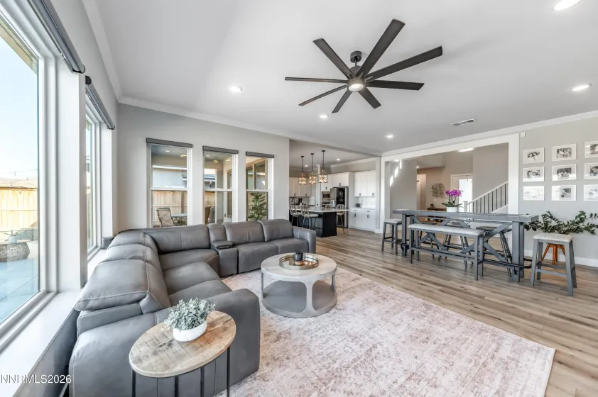 971 Little Star, Reno, Nevada 89511, 4 Bedrooms Bedrooms, ,4 BathroomsBathrooms,Residential,Residential,Little Star,260002854