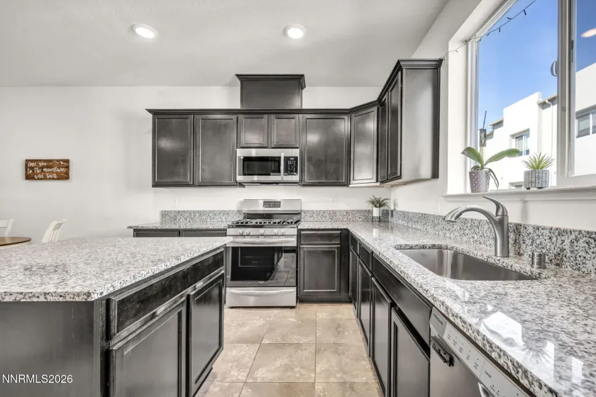 3201 Sterling Ridge, Sparks, Nevada 89431, 2 Bedrooms Bedrooms, ,3 BathroomsBathrooms,Residential,Residential,Sterling Ridge,260002856