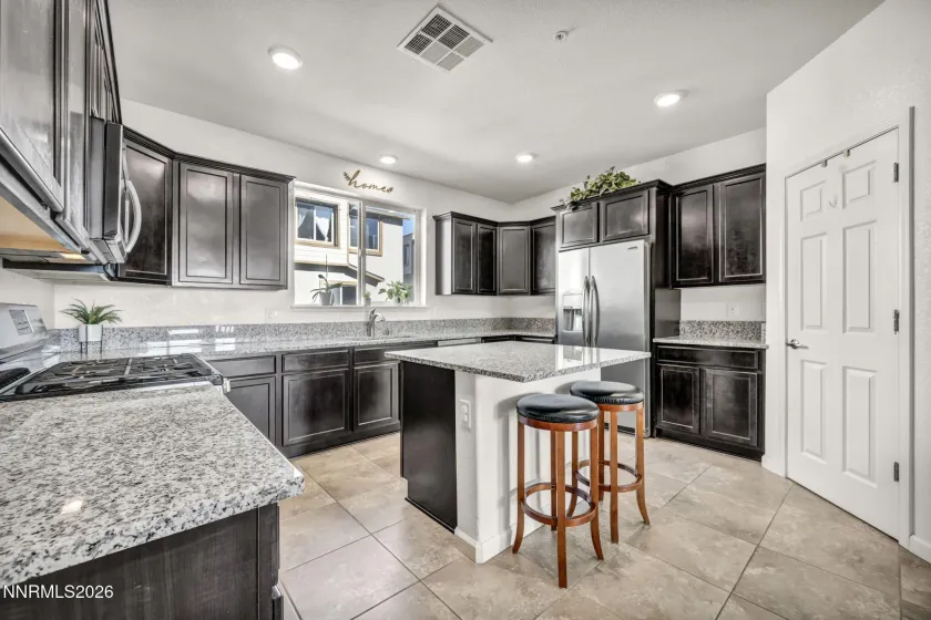 3201 Sterling Ridge, Sparks, Nevada 89431, 2 Bedrooms Bedrooms, ,3 BathroomsBathrooms,Residential,Residential,Sterling Ridge,260002856