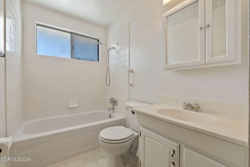 2557 Janelle, Sparks, Nevada 89431, 4 Bedrooms Bedrooms, ,2 BathroomsBathrooms,Residential,Residential,Janelle,260002858