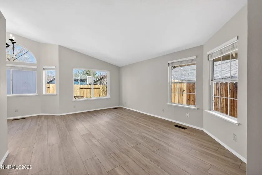 6331 Chesterfield, Reno, Nevada 89523, 3 Bedrooms Bedrooms, ,2 BathroomsBathrooms,Residential,Residential,Chesterfield,260002861