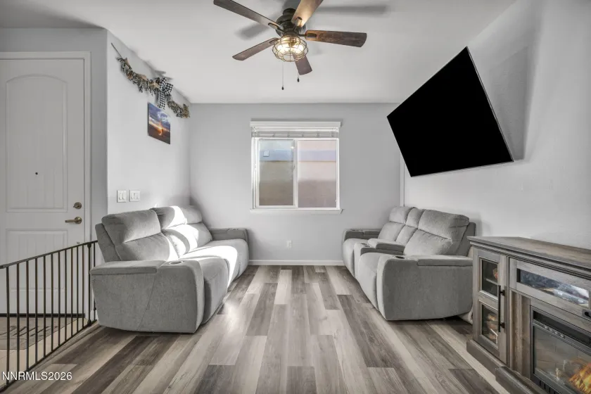 974 End, Carson City, Nevada 89701, 2 Bedrooms Bedrooms, ,3 BathroomsBathrooms,Residential,Residential,End,260002860