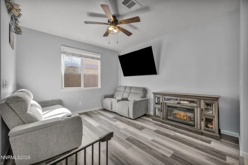 974 End, Carson City, Nevada 89701, 2 Bedrooms Bedrooms, ,3 BathroomsBathrooms,Residential,Residential,End,260002860