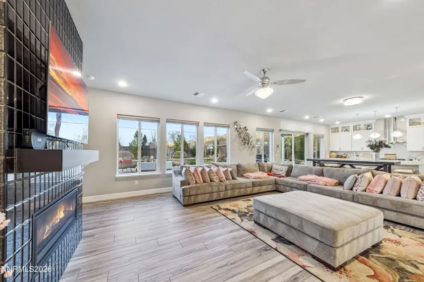 1213 Crawford Crk, Reno, Nevada 89521, 3 Bedrooms Bedrooms, ,3 BathroomsBathrooms,Residential,Residential,Crawford Crk,260002863