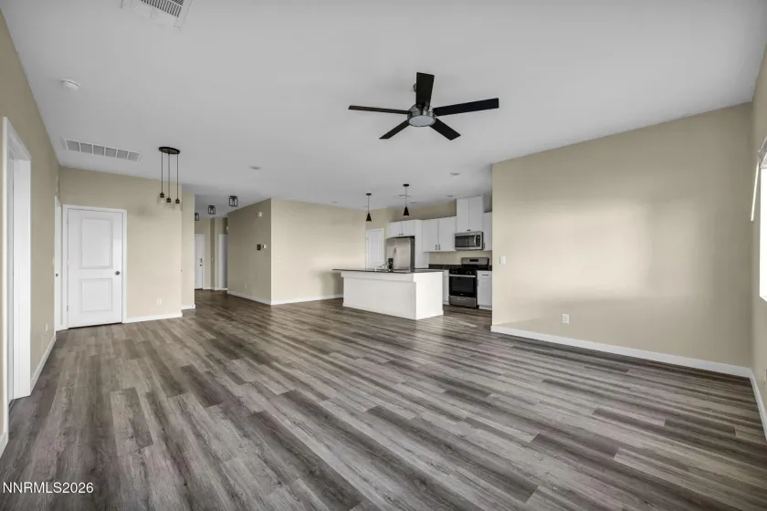 1664 Picetti Way, Fernley, Nevada 89408, 3 Bedrooms Bedrooms, ,2 BathroomsBathrooms,Residential,Residential,Picetti Way,260002868