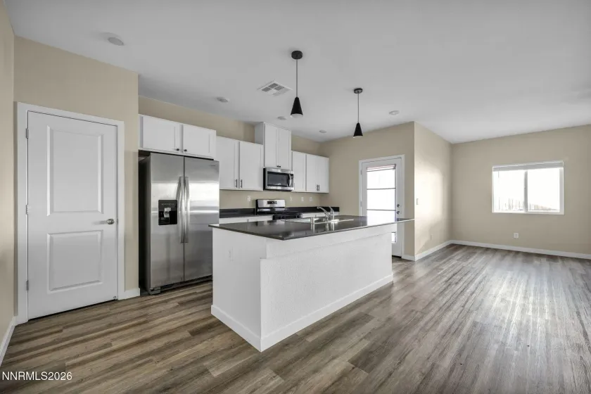 1664 Picetti Way, Fernley, Nevada 89408, 3 Bedrooms Bedrooms, ,2 BathroomsBathrooms,Residential,Residential,Picetti Way,260002868