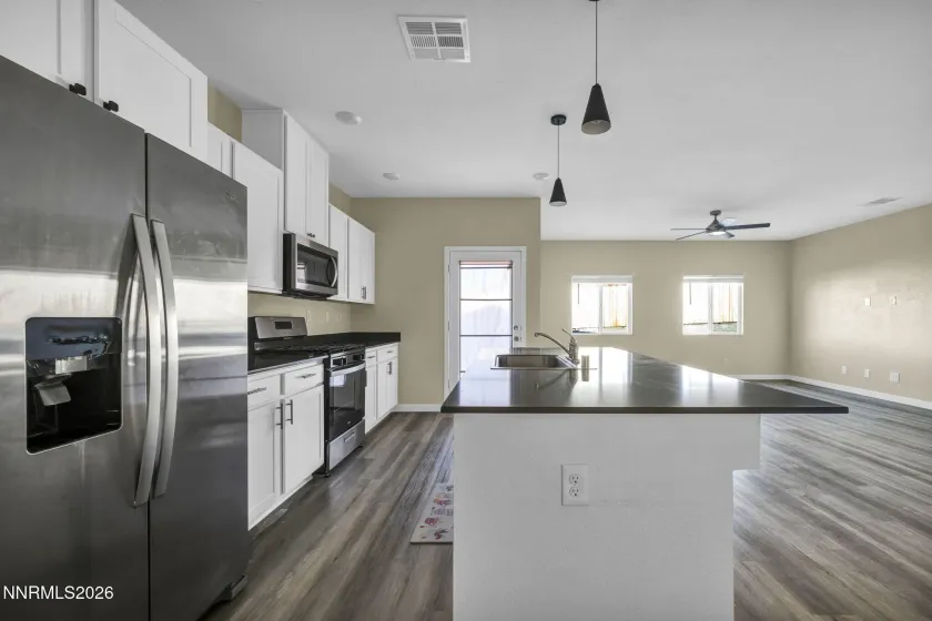 1664 Picetti Way, Fernley, Nevada 89408, 3 Bedrooms Bedrooms, ,2 BathroomsBathrooms,Residential,Residential,Picetti Way,260002868