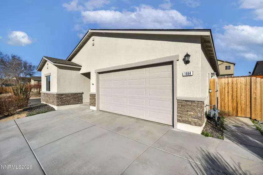 1664 Picetti Way, Fernley, Nevada 89408, 3 Bedrooms Bedrooms, ,2 BathroomsBathrooms,Residential,Residential,Picetti Way,260002868