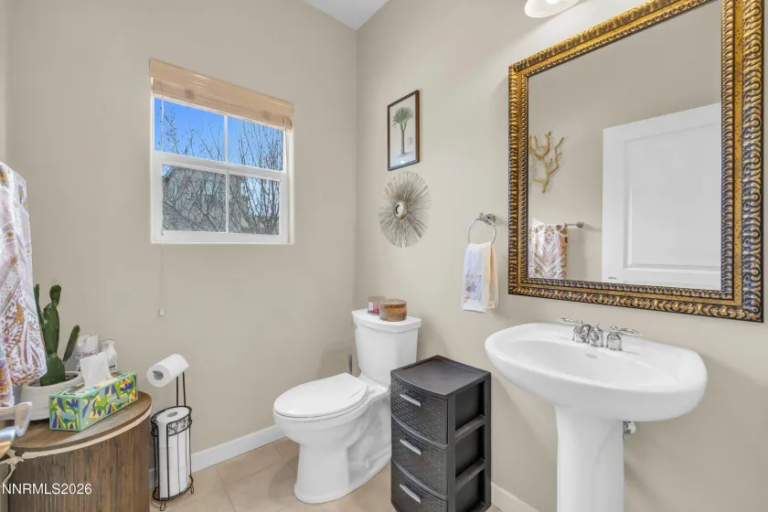 1180 Fairway Vista, Sparks, Nevada 89436, 2 Bedrooms Bedrooms, ,3 BathroomsBathrooms,Residential,Residential,Fairway Vista,260002872