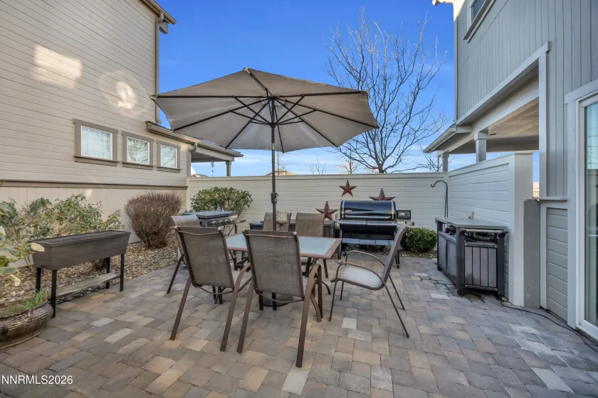 1180 Fairway Vista, Sparks, Nevada 89436, 2 Bedrooms Bedrooms, ,3 BathroomsBathrooms,Residential,Residential,Fairway Vista,260002872