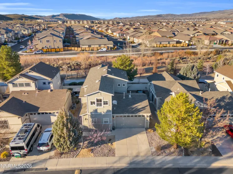 1180 Fairway Vista, Sparks, Nevada 89436, 2 Bedrooms Bedrooms, ,3 BathroomsBathrooms,Residential,Residential,Fairway Vista,260002872