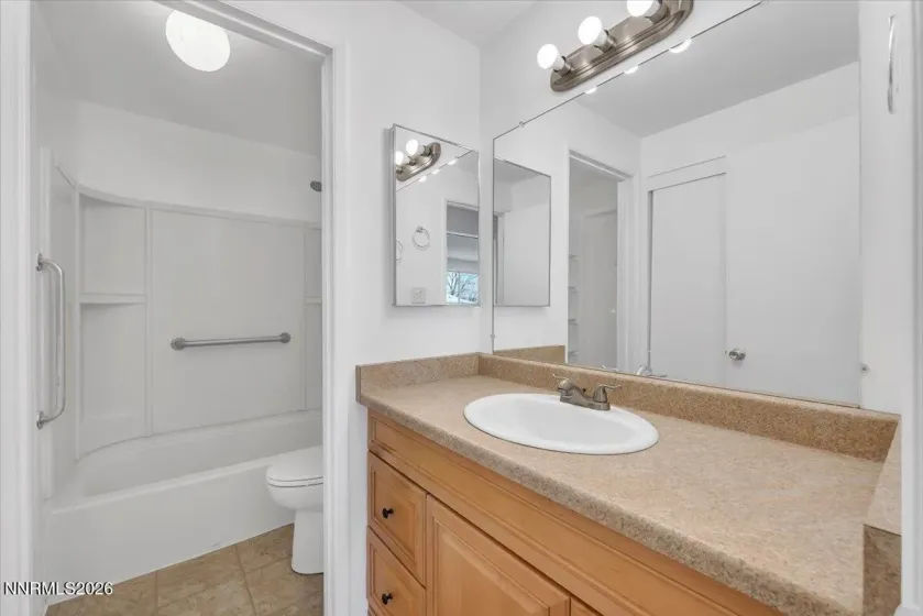 909 Mesa Ridge, Sparks, Nevada 89434, 2 Bedrooms Bedrooms, ,1 BathroomBathrooms,Residential,Residential,Mesa Ridge,260002864