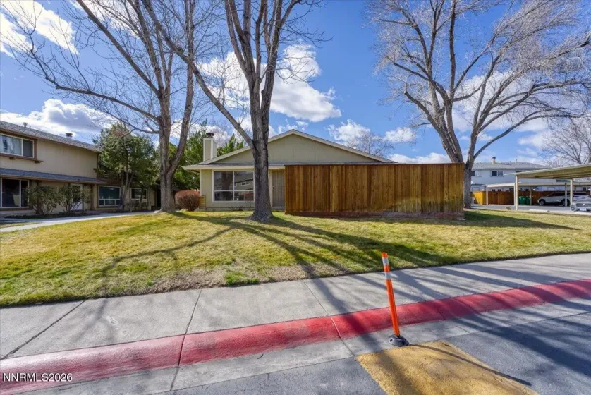 909 Mesa Ridge, Sparks, Nevada 89434, 2 Bedrooms Bedrooms, ,1 BathroomBathrooms,Residential,Residential,Mesa Ridge,260002864