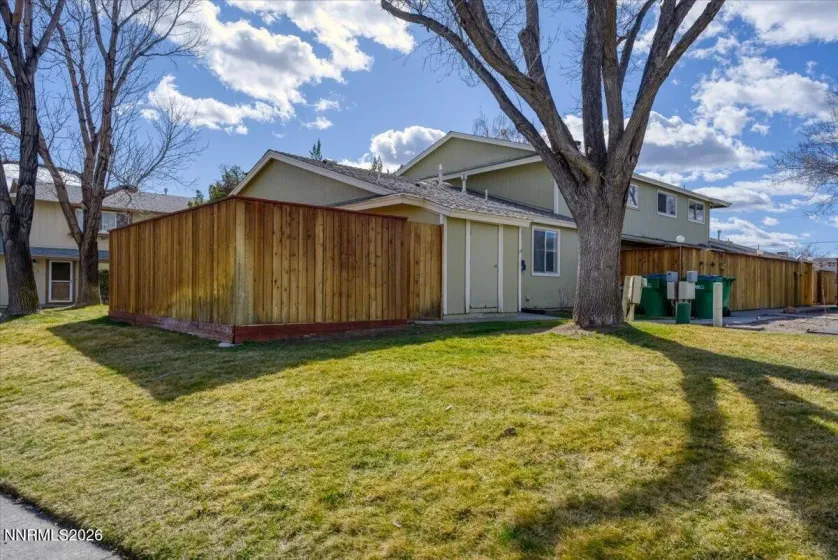 909 Mesa Ridge, Sparks, Nevada 89434, 2 Bedrooms Bedrooms, ,1 BathroomBathrooms,Residential,Residential,Mesa Ridge,260002864