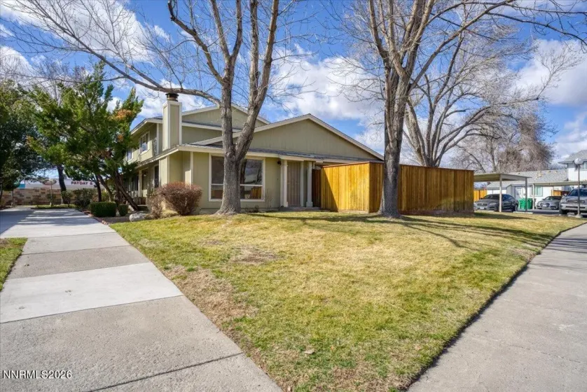 909 Mesa Ridge, Sparks, Nevada 89434, 2 Bedrooms Bedrooms, ,1 BathroomBathrooms,Residential,Residential,Mesa Ridge,260002864