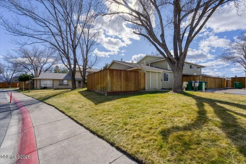 909 Mesa Ridge, Sparks, Nevada 89434, 2 Bedrooms Bedrooms, ,1 BathroomBathrooms,Residential,Residential,Mesa Ridge,260002864