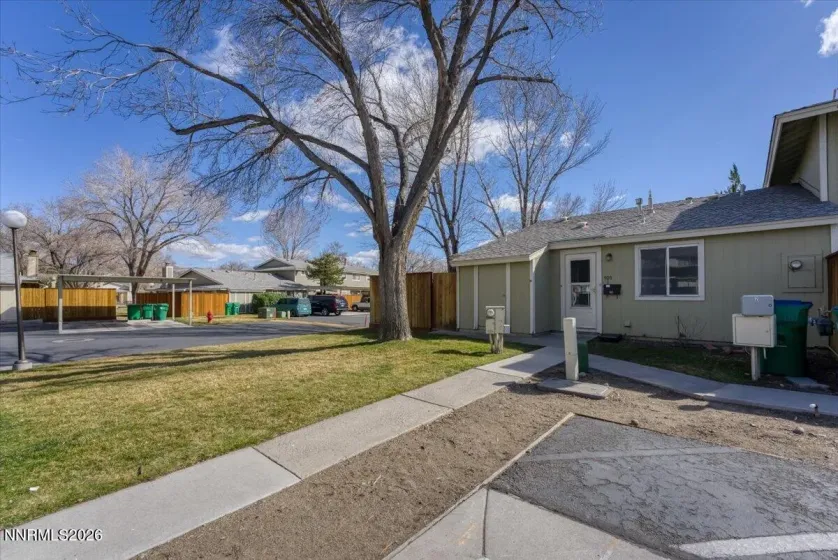 909 Mesa Ridge, Sparks, Nevada 89434, 2 Bedrooms Bedrooms, ,1 BathroomBathrooms,Residential,Residential,Mesa Ridge,260002864