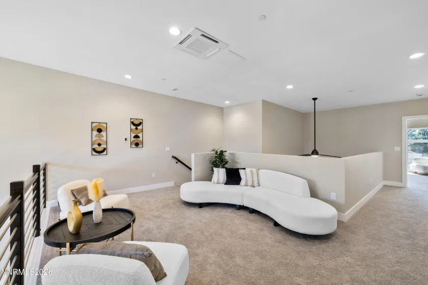 3812 Lakeside, Reno, Nevada 89509, 3 Bedrooms Bedrooms, ,4 BathroomsBathrooms,Residential,Residential,Lakeside,260002869