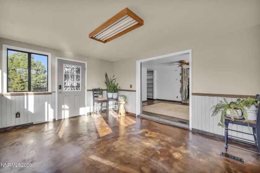 1835 Lousetown, Reno, Nevada 89521, 3 Bedrooms Bedrooms, ,2 BathroomsBathrooms,Residential,Residential,Lousetown,260002870