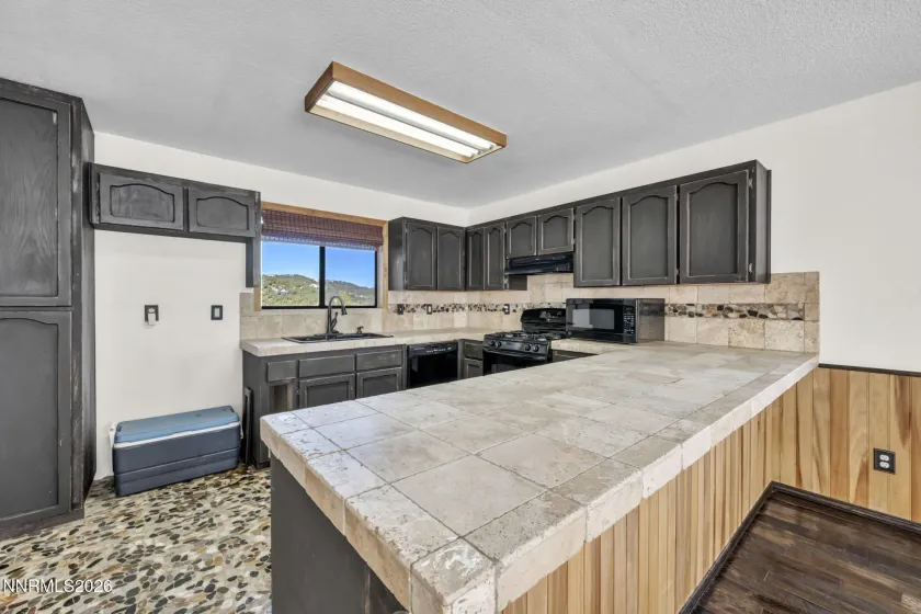 1835 Lousetown, Reno, Nevada 89521, 3 Bedrooms Bedrooms, ,2 BathroomsBathrooms,Residential,Residential,Lousetown,260002870