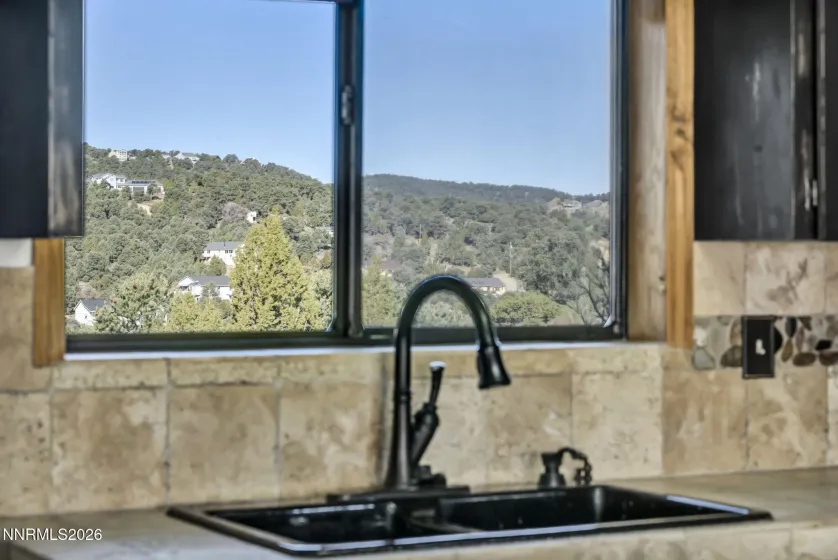 1835 Lousetown, Reno, Nevada 89521, 3 Bedrooms Bedrooms, ,2 BathroomsBathrooms,Residential,Residential,Lousetown,260002870