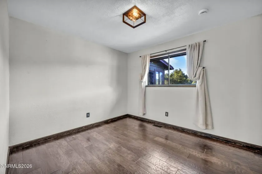 1835 Lousetown, Reno, Nevada 89521, 3 Bedrooms Bedrooms, ,2 BathroomsBathrooms,Residential,Residential,Lousetown,260002870