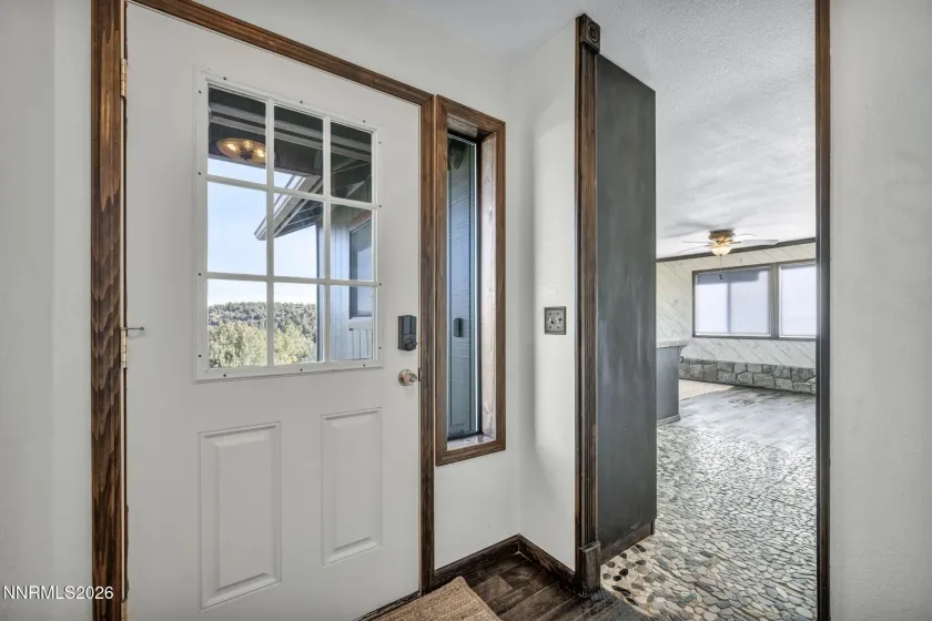 1835 Lousetown, Reno, Nevada 89521, 3 Bedrooms Bedrooms, ,2 BathroomsBathrooms,Residential,Residential,Lousetown,260002870