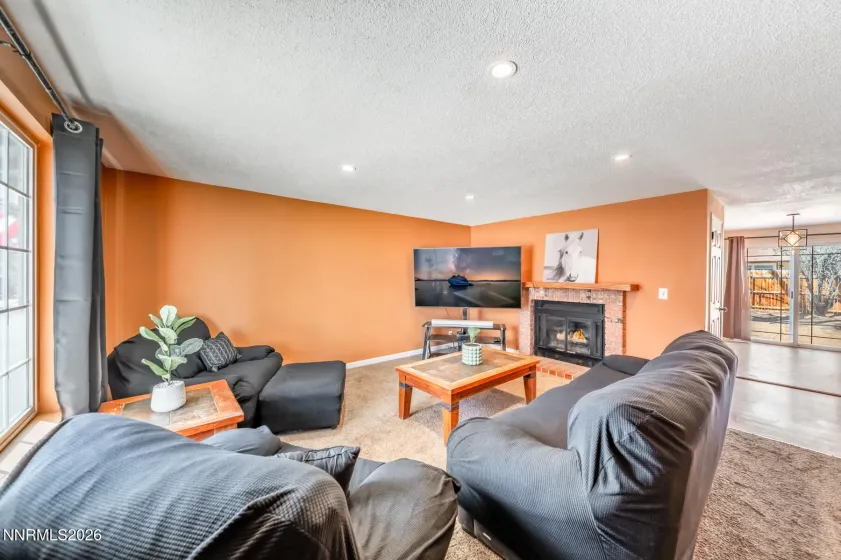 370 Maple, Fernley, Nevada 89408, 4 Bedrooms Bedrooms, ,2 BathroomsBathrooms,Residential,Residential,Maple,260002874