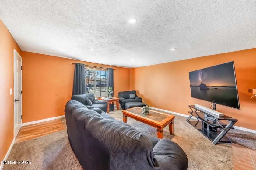 370 Maple, Fernley, Nevada 89408, 4 Bedrooms Bedrooms, ,2 BathroomsBathrooms,Residential,Residential,Maple,260002874