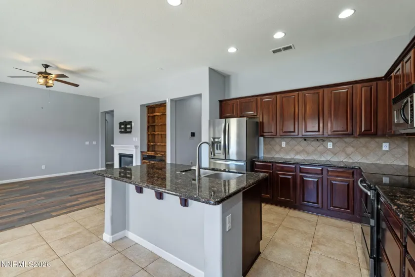 7140 Souverain, Reno, Nevada 89506, 3 Bedrooms Bedrooms, ,2 BathroomsBathrooms,Residential,Residential,Souverain,260002876