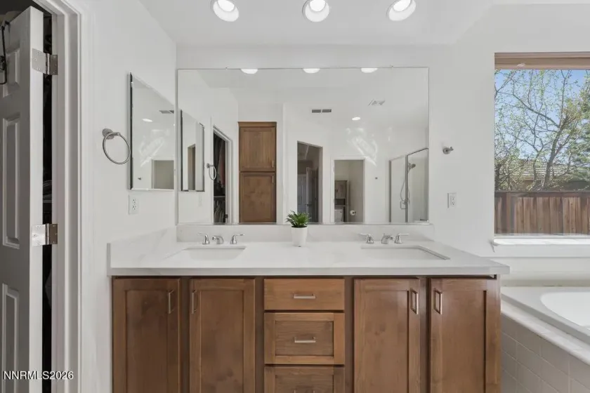 2230 Peavine Creek, Reno, Nevada 89523, 4 Bedrooms Bedrooms, ,3 BathroomsBathrooms,Residential,Residential,Peavine Creek,260002879