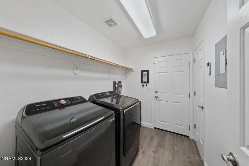 2230 Peavine Creek, Reno, Nevada 89523, 4 Bedrooms Bedrooms, ,3 BathroomsBathrooms,Residential,Residential,Peavine Creek,260002879