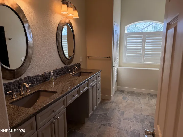 7956 Tres Arroyos, Sparks, Nevada 89436, 4 Bedrooms Bedrooms, ,3 BathroomsBathrooms,Residential,Residential,Tres Arroyos,260002882