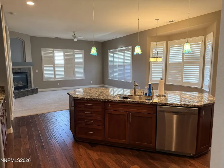 7956 Tres Arroyos, Sparks, Nevada 89436, 4 Bedrooms Bedrooms, ,3 BathroomsBathrooms,Residential,Residential,Tres Arroyos,260002882