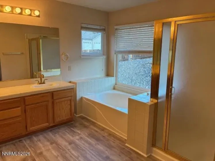 4896 Treetop, Sparks, Nevada 89436, 5 Bedrooms Bedrooms, ,3 BathroomsBathrooms,Residential,Residential,Treetop,260002883