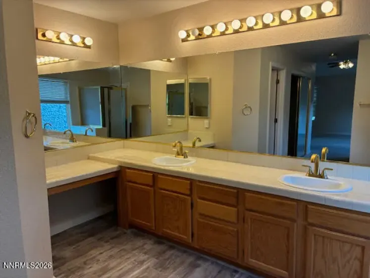 4896 Treetop, Sparks, Nevada 89436, 5 Bedrooms Bedrooms, ,3 BathroomsBathrooms,Residential,Residential,Treetop,260002883