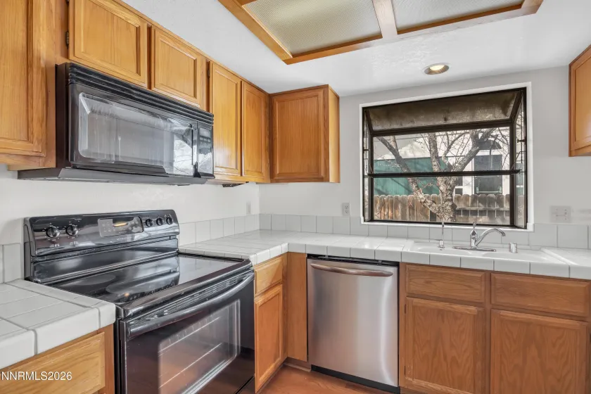 1820 Terrace Heights, Reno, Nevada 89523, 3 Bedrooms Bedrooms, ,2 BathroomsBathrooms,Residential,Residential,Terrace Heights,260002888