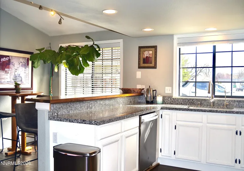 178 Lisa, Carson City, Nevada 89706, 3 Bedrooms Bedrooms, ,2 BathroomsBathrooms,Residential,Residential,Lisa,260002901