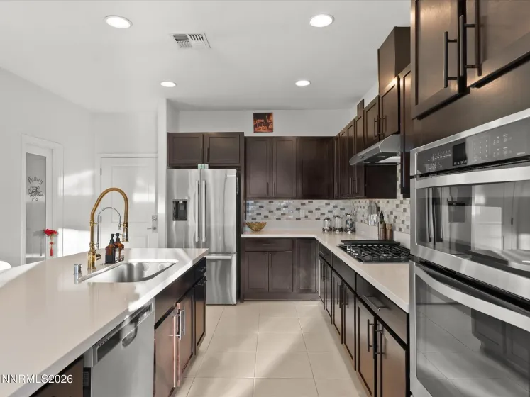 9803 Ash Meadow, Reno, Nevada 89521, 3 Bedrooms Bedrooms, ,4 BathroomsBathrooms,Residential,Residential,Ash Meadow,260002902