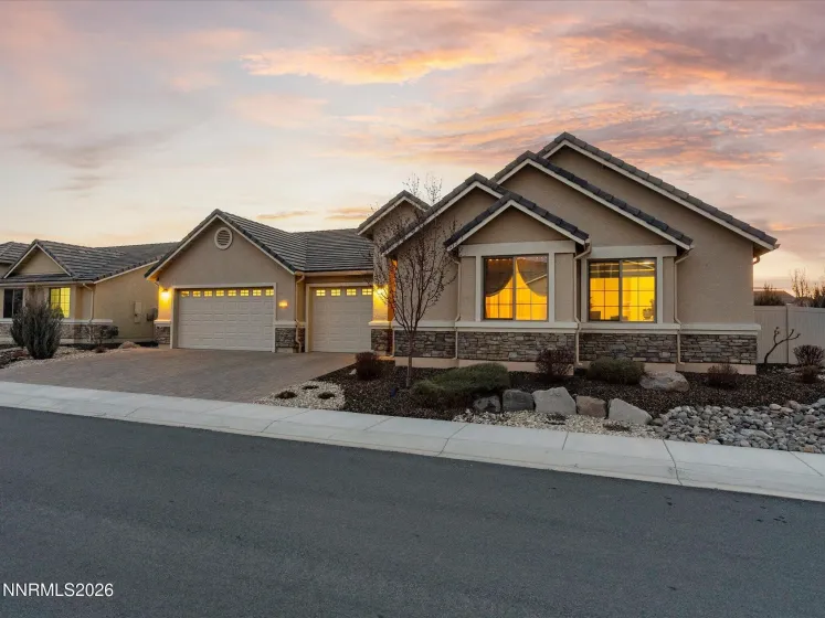 9803 Ash Meadow, Reno, Nevada 89521, 3 Bedrooms Bedrooms, ,4 BathroomsBathrooms,Residential,Residential,Ash Meadow,260002902