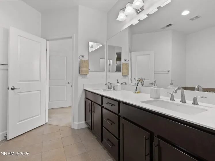 9803 Ash Meadow, Reno, Nevada 89521, 3 Bedrooms Bedrooms, ,4 BathroomsBathrooms,Residential,Residential,Ash Meadow,260002902