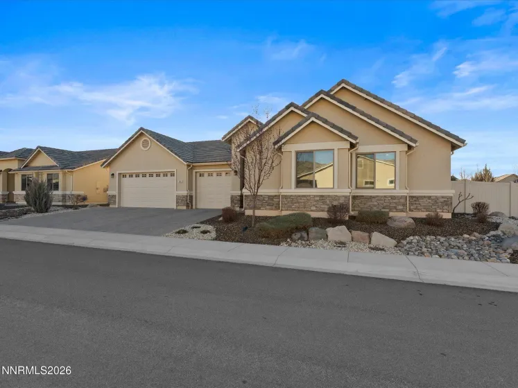 9803 Ash Meadow, Reno, Nevada 89521, 3 Bedrooms Bedrooms, ,4 BathroomsBathrooms,Residential,Residential,Ash Meadow,260002902