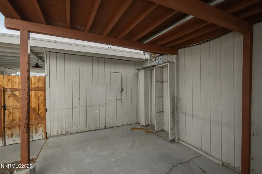 129 Smithridge, Reno, Nevada 89502, 2 Bedrooms Bedrooms, ,2 BathroomsBathrooms,Residential,Residential,Smithridge,250058454