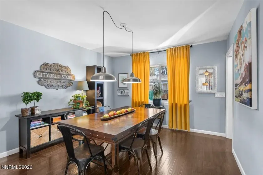 2325 Watt, Reno, Nevada 89509, 2 Bedrooms Bedrooms, ,3 BathroomsBathrooms,Residential,Residential,Watt,260002906