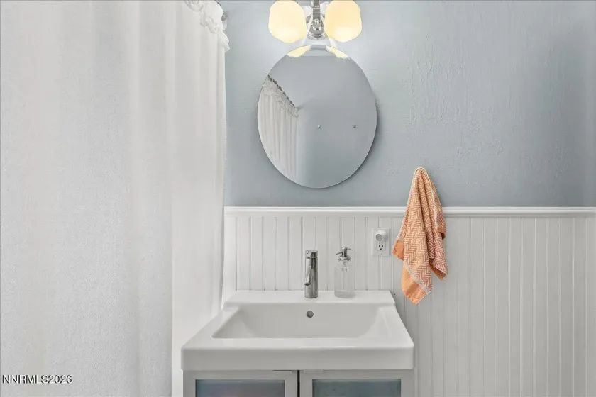 2325 Watt, Reno, Nevada 89509, 2 Bedrooms Bedrooms, ,3 BathroomsBathrooms,Residential,Residential,Watt,260002906