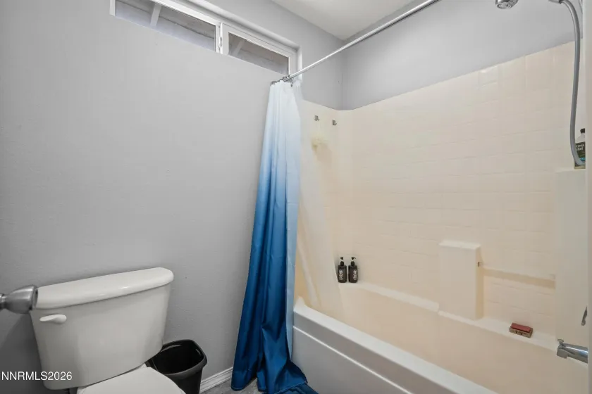 712 Hastings, Fernley, Nevada 89408, 3 Bedrooms Bedrooms, ,2 BathroomsBathrooms,Residential,Residential,Hastings,260002908