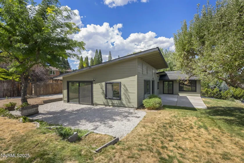 2920 Moana, Reno, Nevada 89509, 4 Bedrooms Bedrooms, ,2 BathroomsBathrooms,Residential,Residential,Moana,250054128