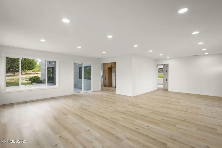 2920 Moana, Reno, Nevada 89509, 4 Bedrooms Bedrooms, ,2 BathroomsBathrooms,Residential,Residential,Moana,250054128