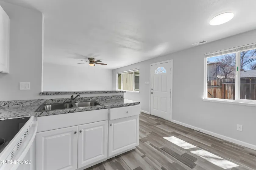 1517 Edmonds, Carson City, Nevada 89701, ,Residential Income,Residential,Edmonds,260002912