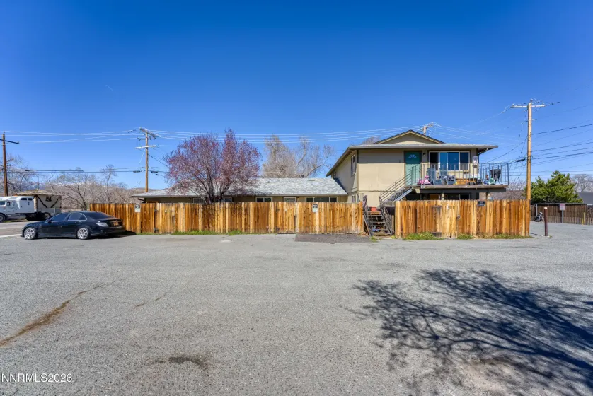 1517 Edmonds, Carson City, Nevada 89701, ,Residential Income,Residential,Edmonds,260002912